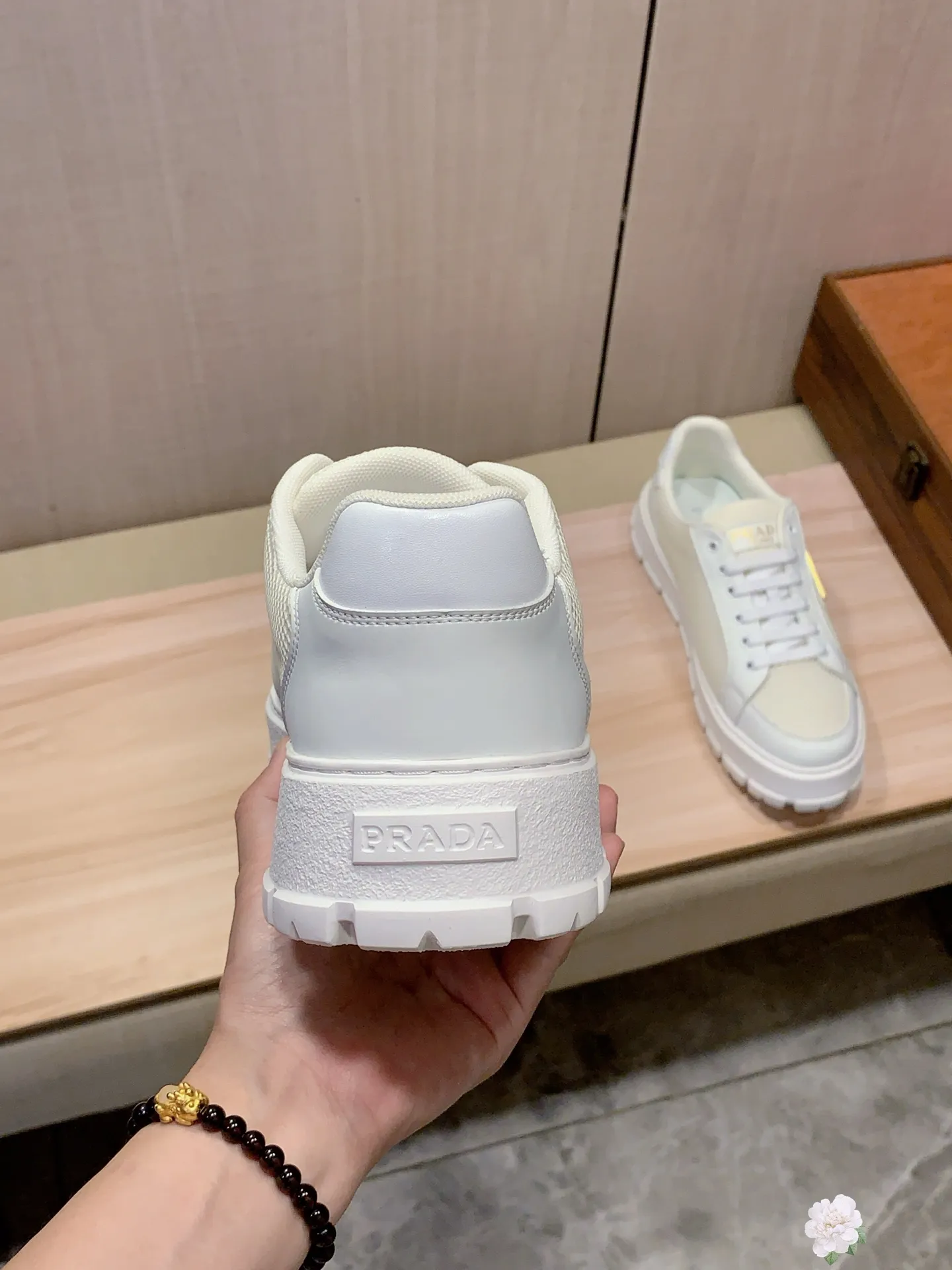 Men's Men's Shoes💰442💰💰🎩🎩[Lightning][Lightning] "PRADA*" The latest and most popular casual shoes, top brand [seduce] luxury ~ purchasing agency, top quality ~. [Strong] The upper is made of imported breathable and polished cowhide material ➕ Breathable sheepskin feet (•) with fine workmanship. Original stylish and stylish soft rubber wear-resistant and non-slip outsole, light and comfortable on the feet, the real thing looks better when photographed, 305: code: 38-44, 3️⃣ colors selected